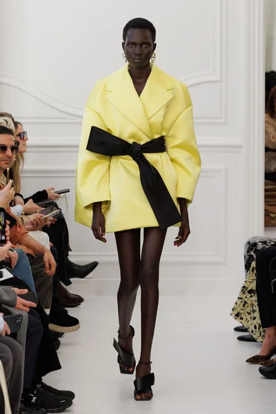 Look 36